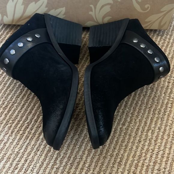 NEW Söfft Corey belted leather clog black 6  - Picture 7 of 8